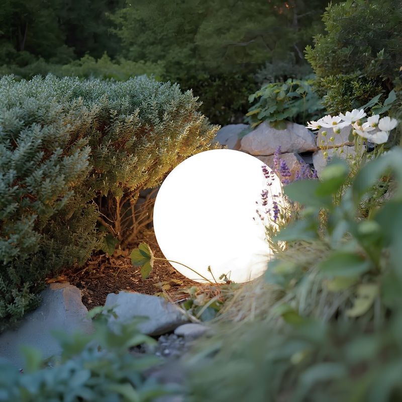 Sphère lumineuse de jardin